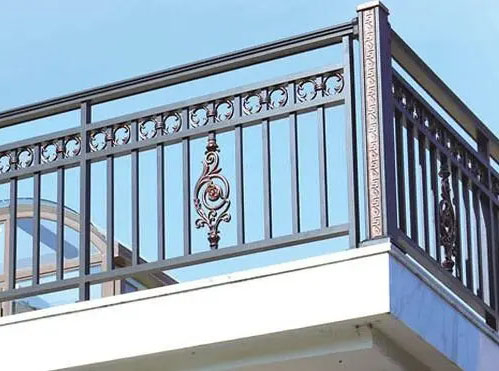 护栏（lán）加工.jpg